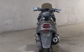 YAMAHA MAJESTY 125 SE27