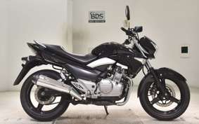 SUZUKI GSR250 2014