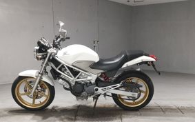 HONDA VTR 250 MC33