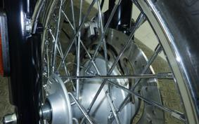 TRIUMPH BONNEVILLE T100 2016