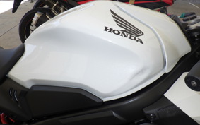 HONDA CBR650R 2023 RH03
