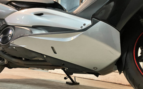 YAMAHA T-MAX 500 2011 SJ08J