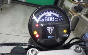 TRIUMPH TRIDENT 660 2023