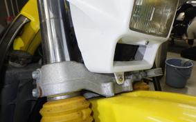 SUZUKI RMX250 S Gen.2 2000 SJ14A