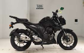 YAMAHA FZ25