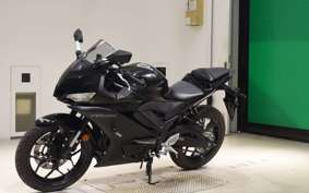 YAMAHA YZF-R25 A 2002 RG74J