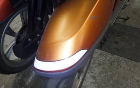 YAMAHA TRICITY 125 1998 SE82J