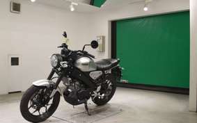 YAMAHA XSR125 2025 RE46J