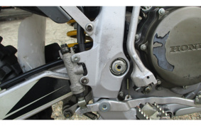 HONDA XR650R 2000 RE01