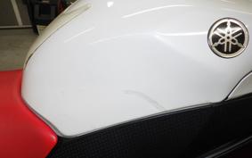 YAMAHA YZF-R1 2010