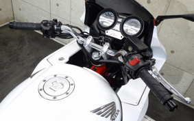 HONDA CB400SFV-3 BOLDOR 2011 NC42