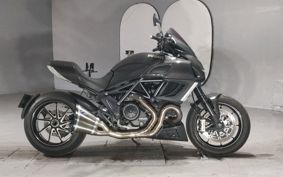 DUCATI DIAVEL CARBON 2011 G100AB