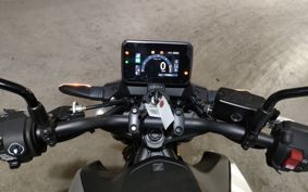 HONDA CB750 HORNET 2026 RH24