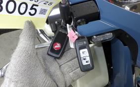 HONDA C125 SUPER CUB JA71