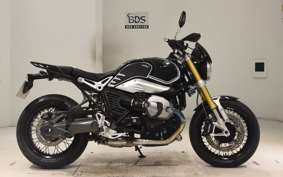 BMW R NINE T 2016