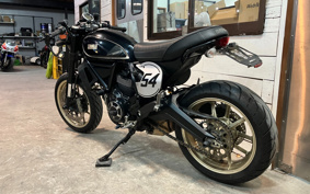 DUCATI SCRAMBLER KAFE RACER 2017 KB01