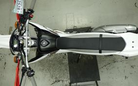 YAMAHA WR250R DG15J