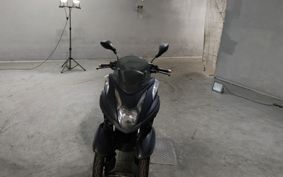 YAMAHA TRICITY 125 SE82J