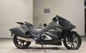 HONDA NM4 VULTUS -02 2015 RC82