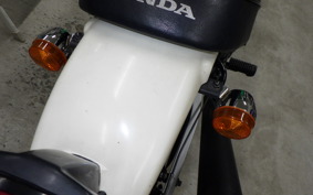 HONDA APE 50 2001 AC16