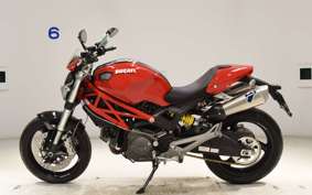 DUCATI MONSTER 696 2010