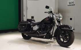 OTHER +HD. FLSTC1450 2010