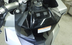 HONDA X-ADV 750 2025 RH21