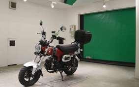 HONDA DAX 125 2022 JB04
