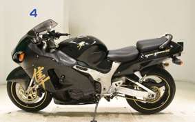 SUZUKI GSX-1300R HAYABUSA 2002