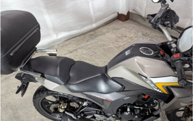HONDA CB200X MC56