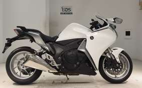 HONDA VFR1200F 2010 SC63