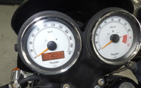 TRIUMPH THRUXTON 900 2012