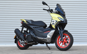 APRILIA SR GT 125