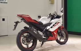 YAMAHA YZF-R15 2026