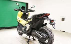 HONDA X-ADV 750 2026 RH21