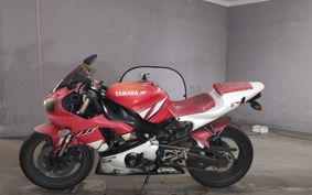 YAMAHA YZF-R1 0116
