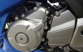 SUZUKI GSR250F