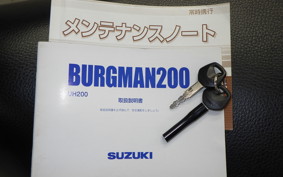 SUZUKI SKYWAVE 200 (Burgman 200)