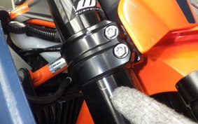 KTM 690 SMC R 2024