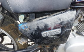 SUZUKI GN125 H