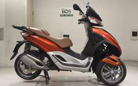 PIAGGIO MP3 300 2020
