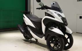 YAMAHA TRICITY 125 SEK1J