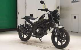 BENELLI レオンチーノ125