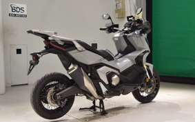 HONDA X-ADV 750 2023