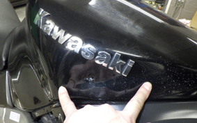 KAWASAKI ZZ1200 NINJA R 2003 ZXT20C