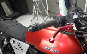 MOTO GUZZI V7 STONE 2 2017