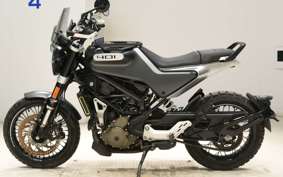 HUSQVARNA SVARTPILEN 401 2021