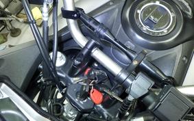 SUZUKI Vｽﾄﾛｰﾑ650XTA 2016 VP56A