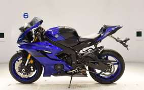 YAMAHA YZF-R6 2018