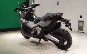 HONDA X-ADV 750 2025 RH21